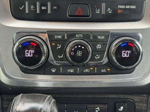 Used 2017 GMC Acadia Limited SLT AWD/4WD image 31