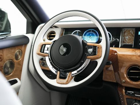 New 2026 Rolls-Royce Phantom Sedan image 53