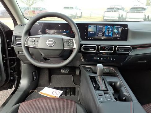 New 2026 Nissan Sentra SR image 8