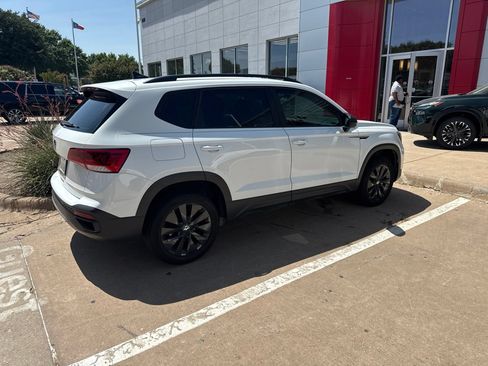 Used 2024 Volkswagen Taos S w/ MDO Package FWD image 3
