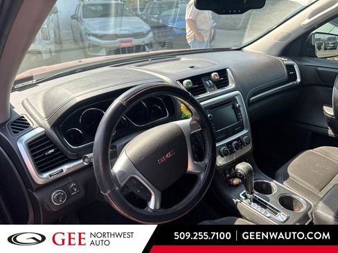 Used 2015 GMC Acadia SLE AWD/4WD image 3
