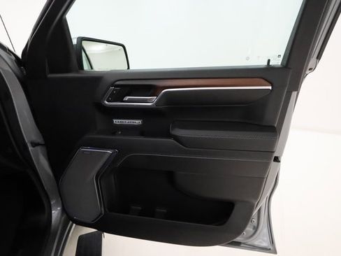 Used 2024 GMC Sierra 1500 Denali w/ Denali Reserve Package image 24