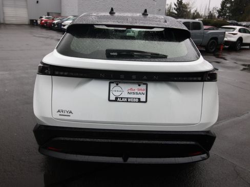 Certified 2023 Nissan Ariya FWD image 4