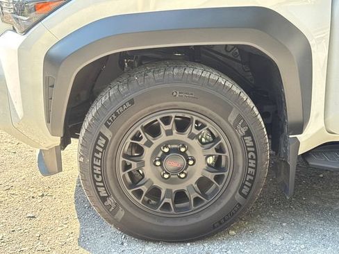 Used 2026 Toyota 4Runner TRD Off-Road AWD/4WD image 23