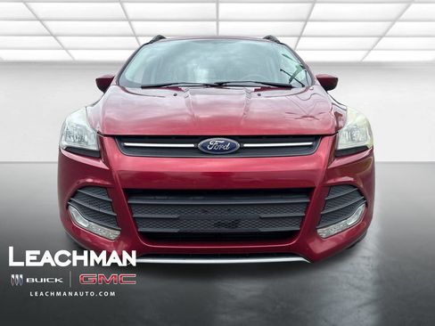 Used 2016 Ford Escape SE w/ Equipment Group 201A AWD/4WD image 9