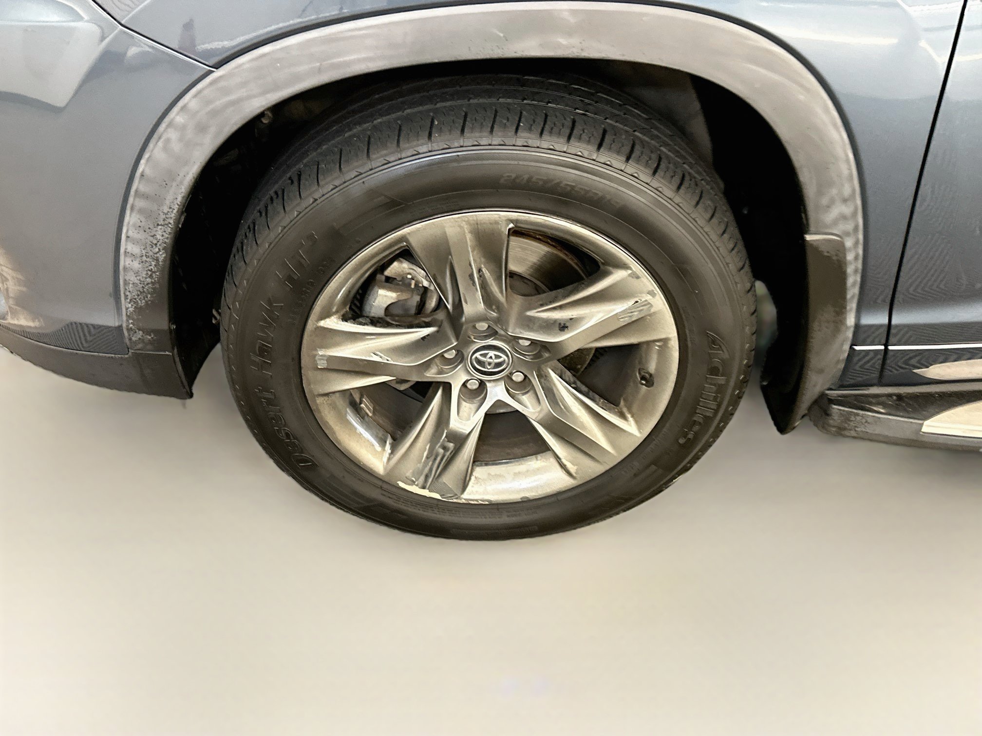 Used 2019 Toyota Highlander Limited Platinum AWD/4WD image 11