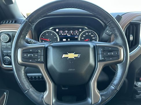Used 2022 Chevrolet Silverado 2500 High Country w/ Z71 Off-Road Package image 26