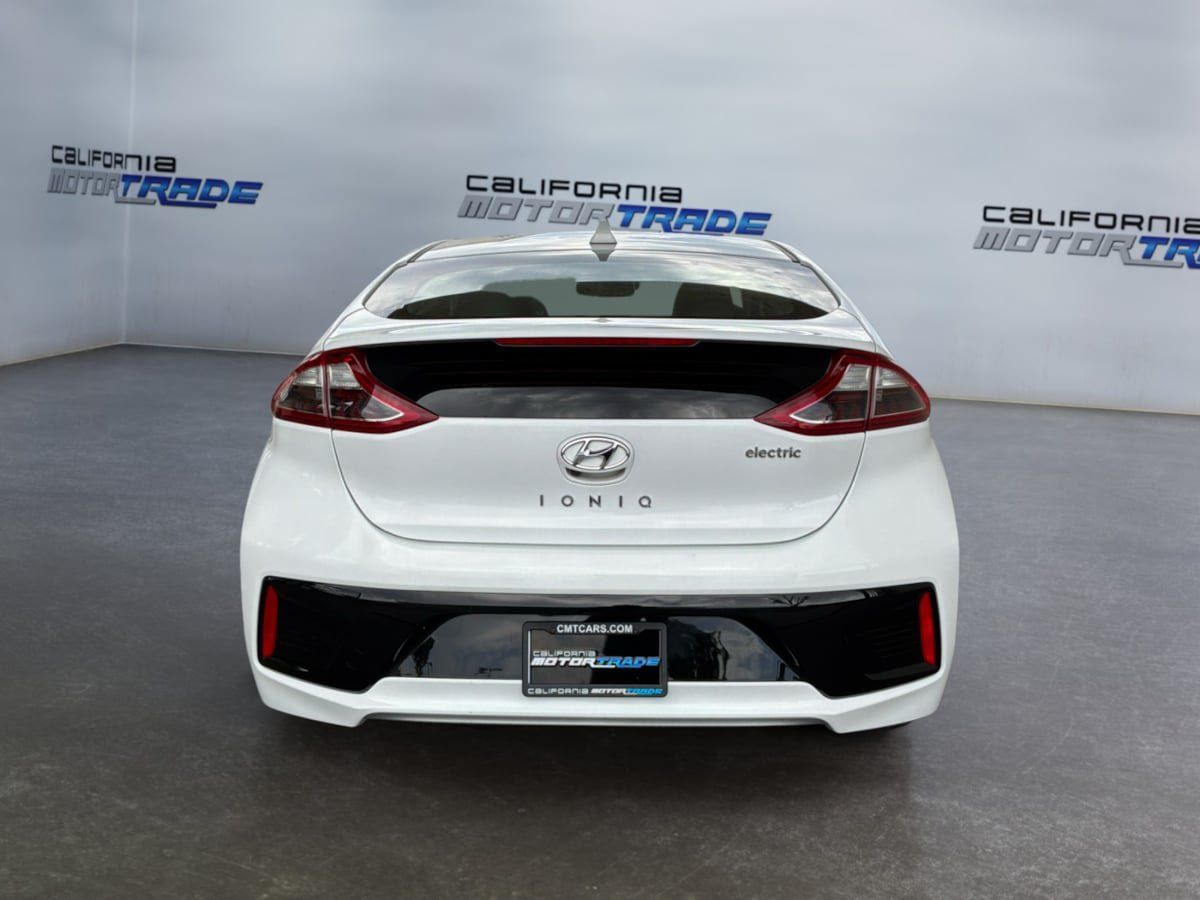 Used 2018 Hyundai Ioniq Limited FWD image 6