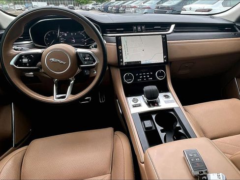 Used 2023 Jaguar F-PACE S AWD/4WD image 15