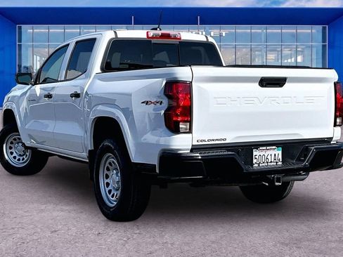 Used 2024 Chevrolet Colorado W/T AWD/4WD image 21