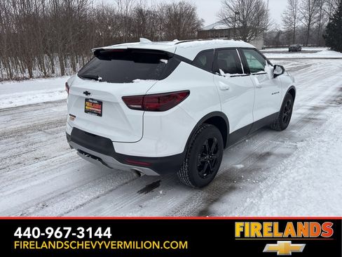 New 2025 Chevrolet Blazer LT w/ Midnight/Sport Edition image 5