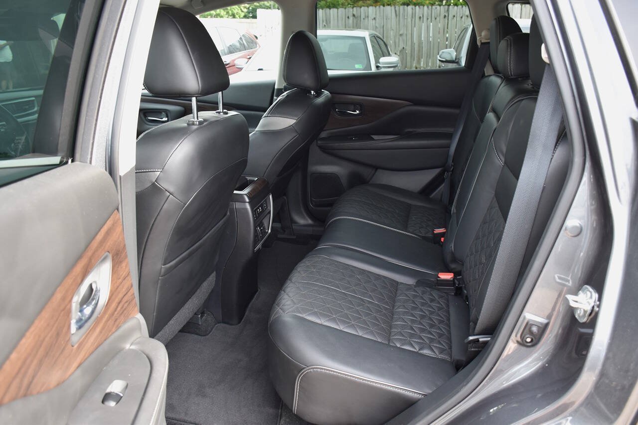 Used 2020 Nissan Murano Platinum w/ Cargo Package FWD image 10