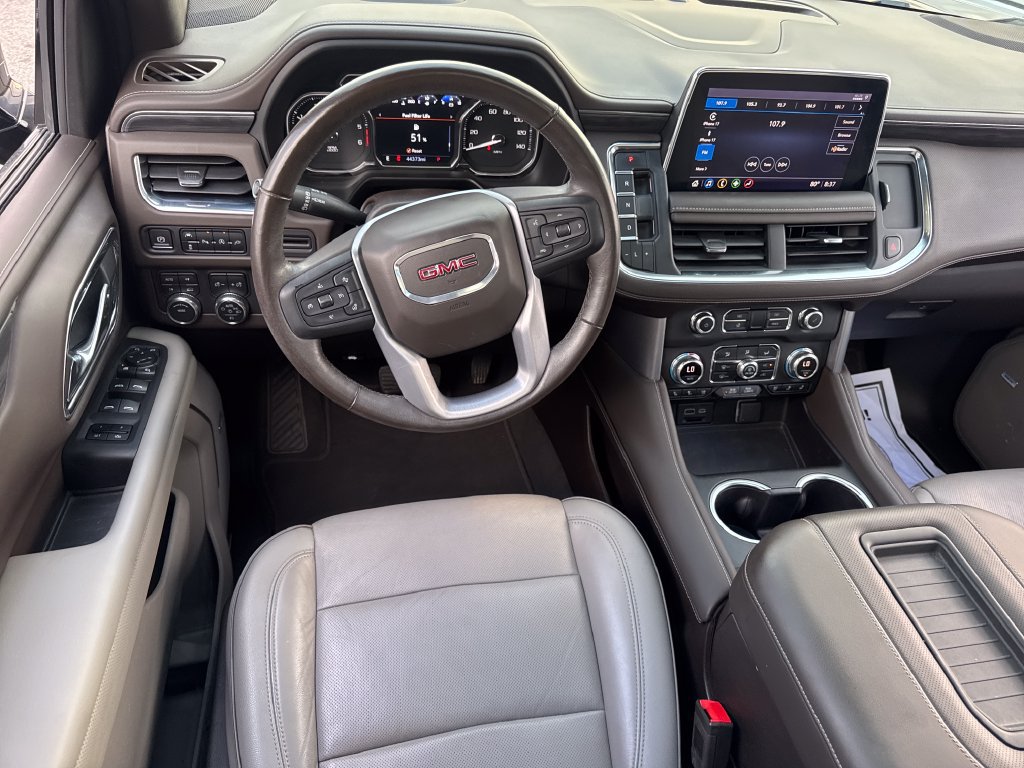 Used 2021 GMC Yukon SLT w/ SLT Premium Package AWD/4WD image 16