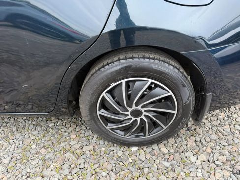 Used 2019 Toyota Corolla LE FWD image 9