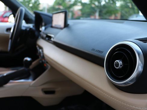 Certified 2025 MAZDA MX-5 Miata RF Grand Touring RWD image 7