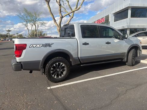 Certified 2019 Nissan Titan PRO-4X w/ Pro-4x Utility Package image 4