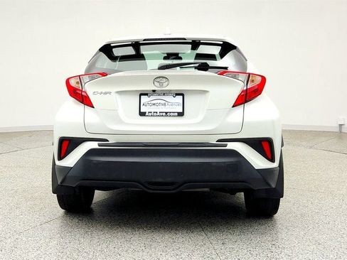 Used 2021 Toyota C-HR XLE FWD image 6