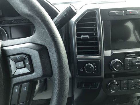 Used 2020 Ford F250 XLT w/ XLT Premium Package image 17