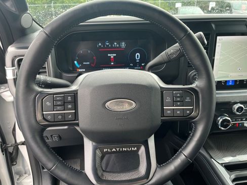 Used 2025 Ford F350 Platinum w/ Tremor Off-Road Package AWD/4WD image 17