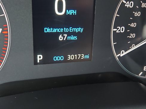 Used 2024 Toyota Corolla LE image 6