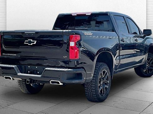 Used 2026 Chevrolet Silverado 1500 LT Trail Boss w/ LT Trail Boss Premium Package AWD/4WD image 13