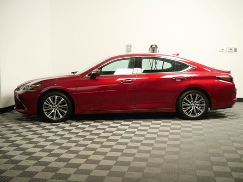 Used 2019 Lexus ES 350 w/ Premium Package FWD image 5