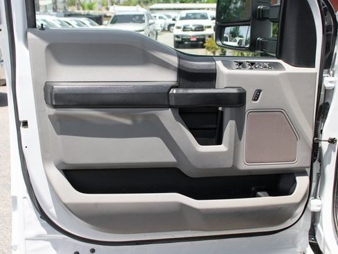 Used 2017 Ford F450 XL w/ Power Equipment Group RWD image 15