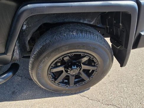 Used 2007 Toyota FJ Cruiser 4WD image 33