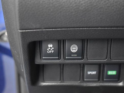Used 2022 Nissan Rogue Sport S FWD image 25