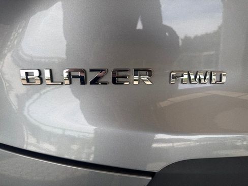 Used 2023 Chevrolet Blazer LT w/ Driver Confidence Package AWD/4WD image 11