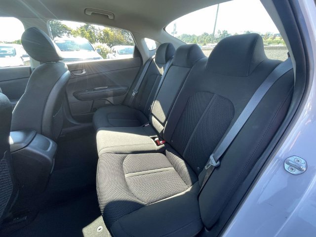 Used 2019 Kia Optima LX FWD image 12