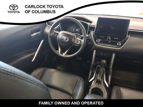 Used 2024 Toyota Corolla Cross XSE w/ Convenience Package image 17