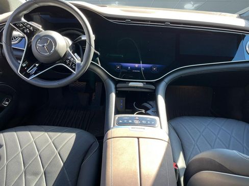 Used 2023 Mercedes-Benz EQS 580 4MATIC Sedan image 8
