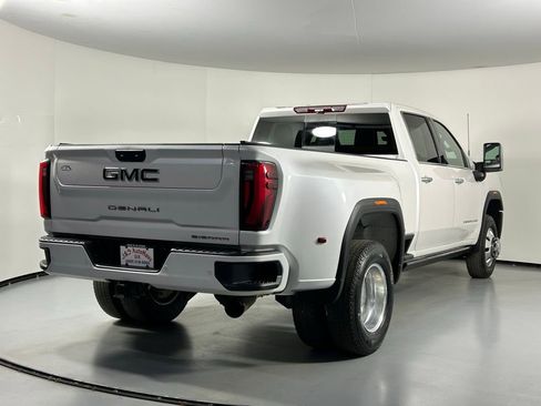 Used 2024 GMC Sierra 3500 Denali Ultimate image 6