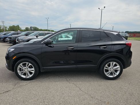 Used 2023 Buick Encore GX Preferred w/ Cold Weather Comfort Package AWD/4WD image 4