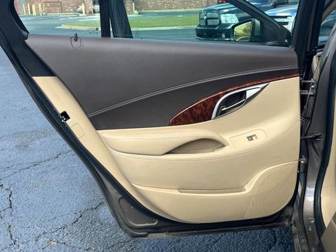 Used 2012 Buick LaCrosse Premium FWD image 13