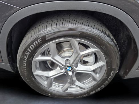 Certified 2024 BMW X3 xDrive30i w/ Premium Package AWD/4WD image 9