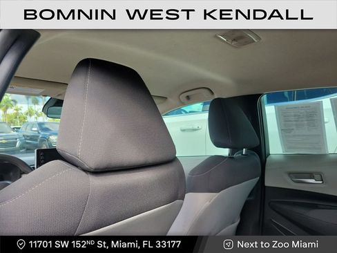 Used 2021 Toyota Corolla LE image 11