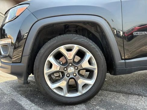 Used 2018 Jeep Compass Limited w/ Navigation Group AWD/4WD image 26