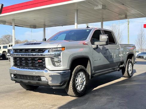 Used 2022 Chevrolet Silverado 2500 LT w/ All Star Edition image 6