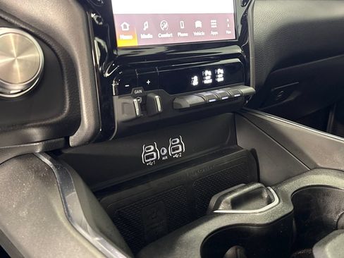 Used 2025 RAM 1500 Laramie w/ Sport Appearance Package AWD/4WD image 41