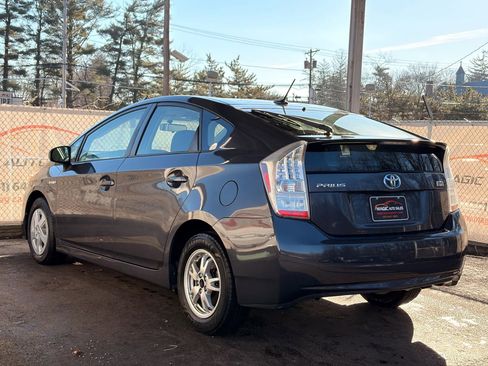 Used 2011 Toyota Prius Two image 9