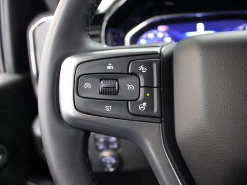 Used 2025 Chevrolet Silverado 2500 LT image 33