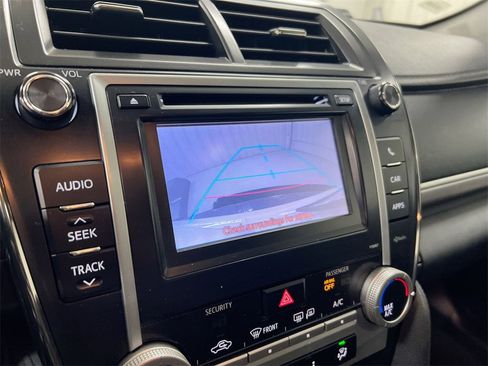 Used 2012 Toyota Camry SE image 14