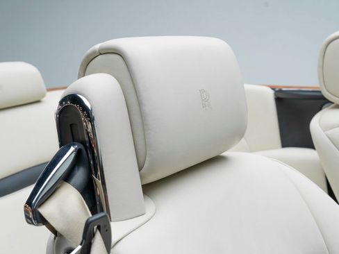 Used 2010 Rolls-Royce Phantom Drophead Coupe RWD image 41