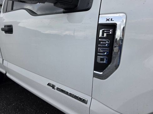 Used 2019 Ford F350 XL AWD/4WD image 4
