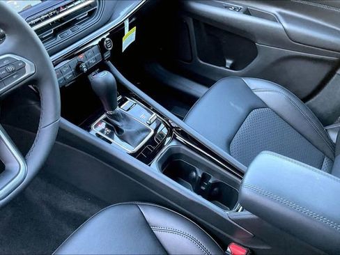 New 2026 Jeep Compass Latitude image 7