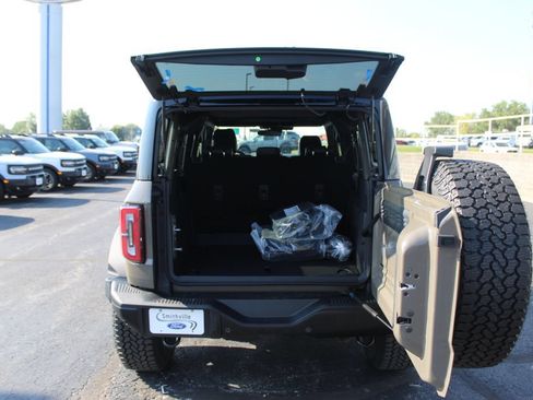 New 2026 Ford Bronco Badlands w/ Wildtrak Package AWD/4WD image 17