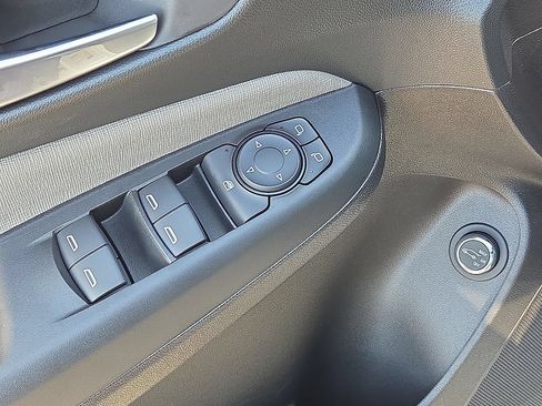 New 2026 Buick Envista Avenir FWD image 13