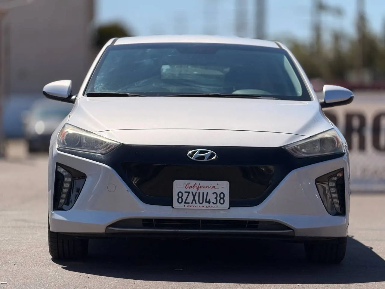 Used 2019 Hyundai Ioniq Electric FWD image 3